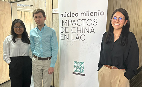 Estudiantes de la UP presentan en Chile una investigación sobre el comercio chino en Lima