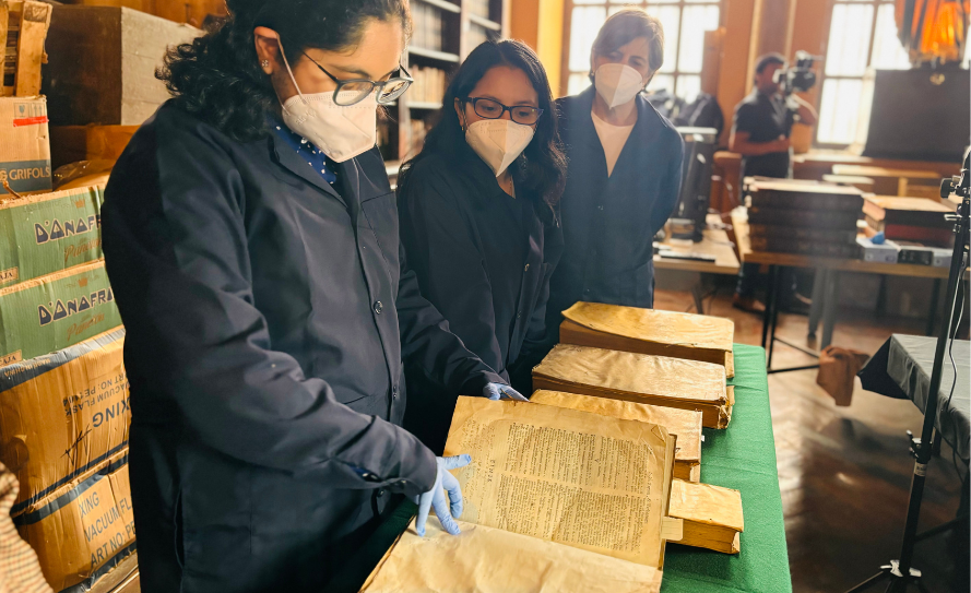 Estudios Indianos de la UP lidera proyecto de digitalización de 200 libros antiguos en el Convento de Santo Domingo